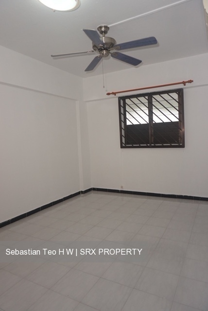 Blk 211 Ang Mo Kio Avenue 3 (Ang Mo Kio), HDB 3 Rooms #180601072
